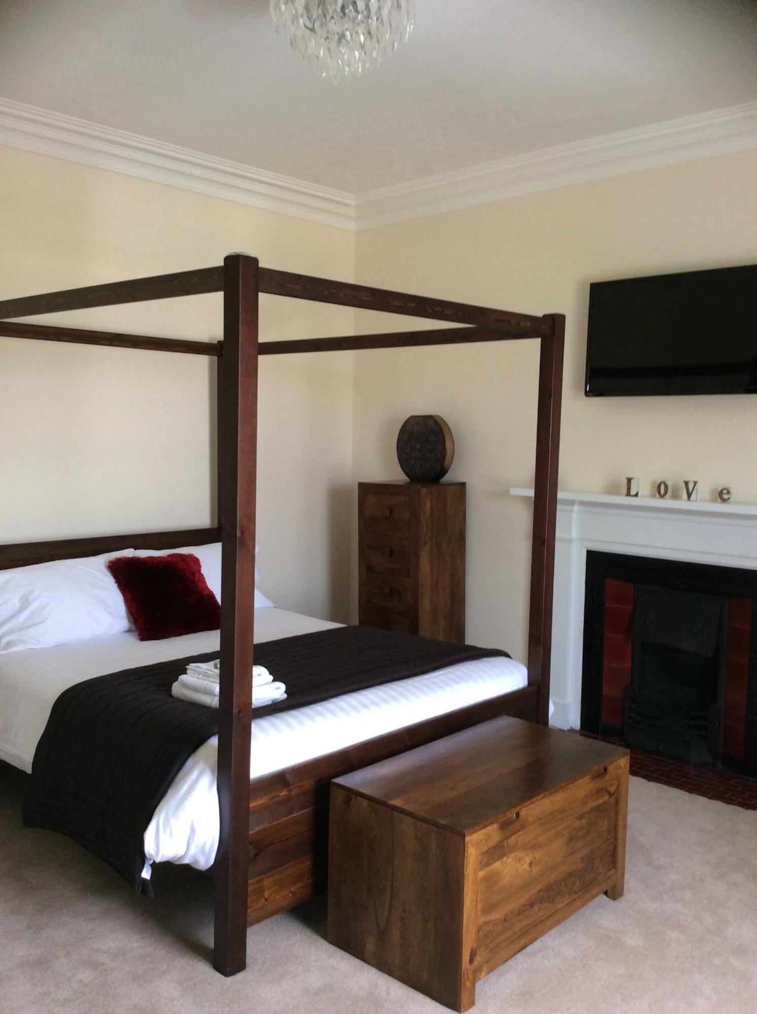 Springfield Guest House Tain Eksteriør billede